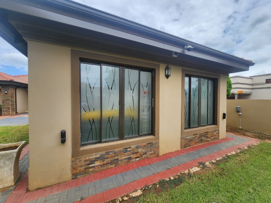 4 Bedroom Property for Sale in Riamar Park Gauteng