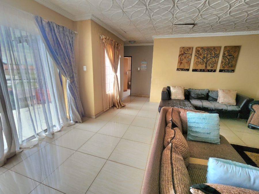 5 Bedroom Property for Sale in Cultura Park Gauteng