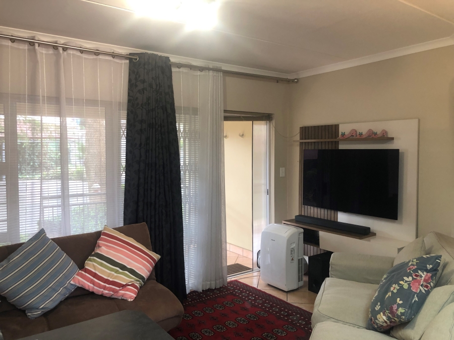 2 Bedroom Property for Sale in Bryanston Gauteng