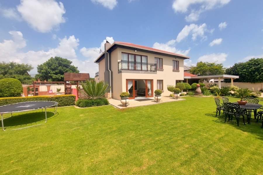 3 Bedroom Property for Sale in Wierda Crest Estate Gauteng