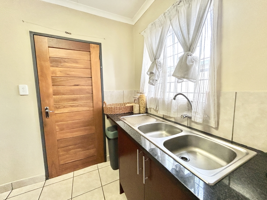 3 Bedroom Property for Sale in Kosmosdal Gauteng