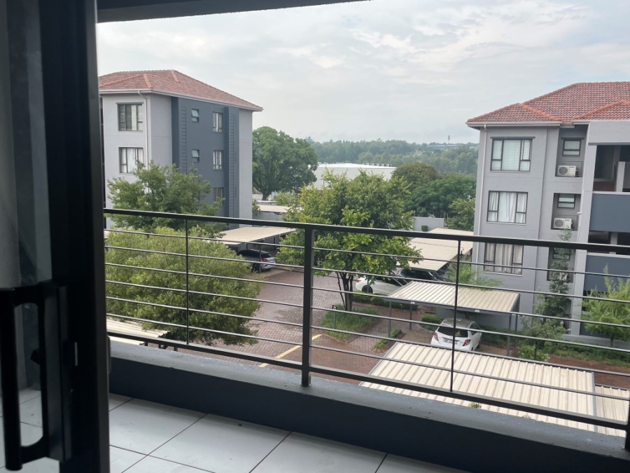 1 Bedroom Property for Sale in Lonehill Gauteng