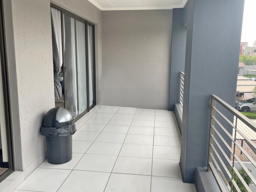 1 Bedroom Property for Sale in Lonehill Gauteng