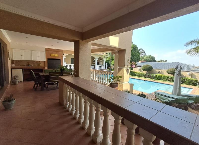 4 Bedroom Property for Sale in Bassonia Gauteng