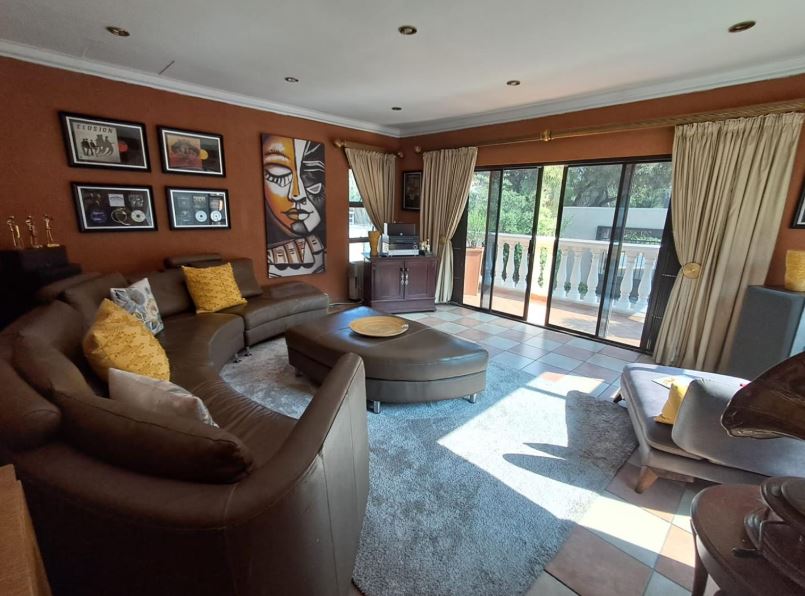 4 Bedroom Property for Sale in Bassonia Gauteng