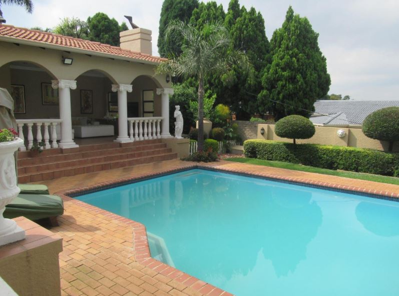 4 Bedroom Property for Sale in Bassonia Gauteng