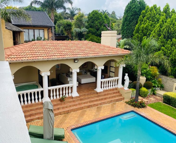 4 Bedroom Property for Sale in Bassonia Gauteng