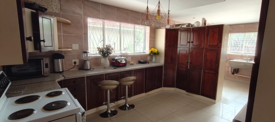 To Let 4 Bedroom Property for Rent in Three Rivers Gauteng