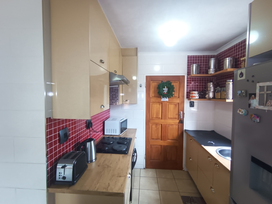 2 Bedroom Property for Sale in Cosmo City Gauteng