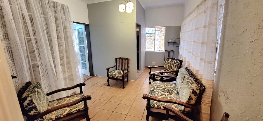 3 Bedroom Property for Sale in Mountain View Gauteng