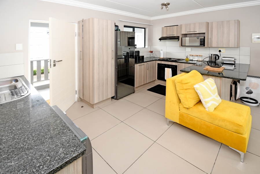 To Let 1 Bedroom Property for Rent in Broadacres Gauteng