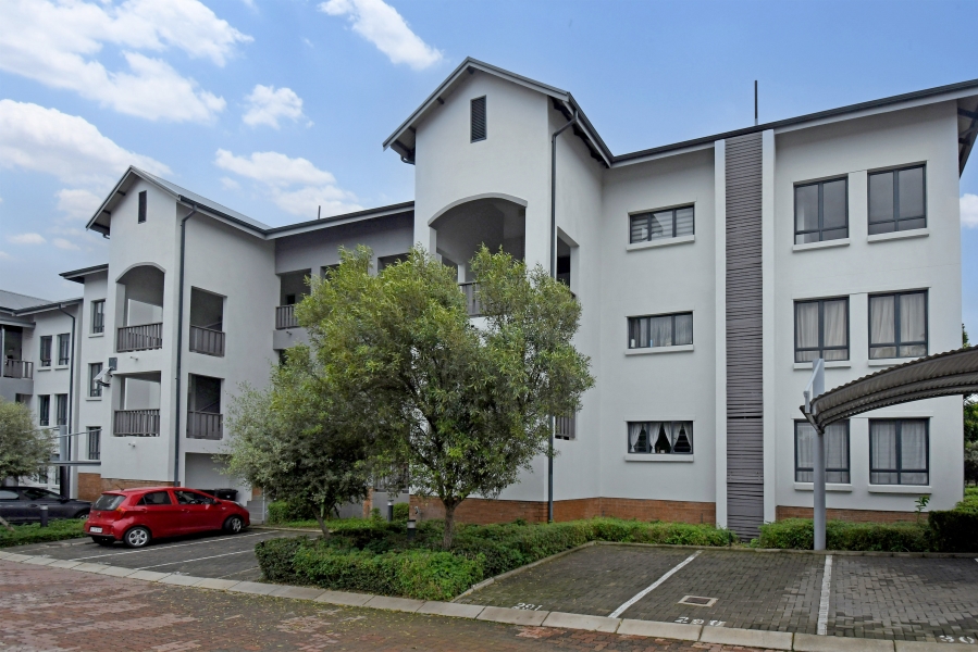 To Let 1 Bedroom Property for Rent in Broadacres Gauteng