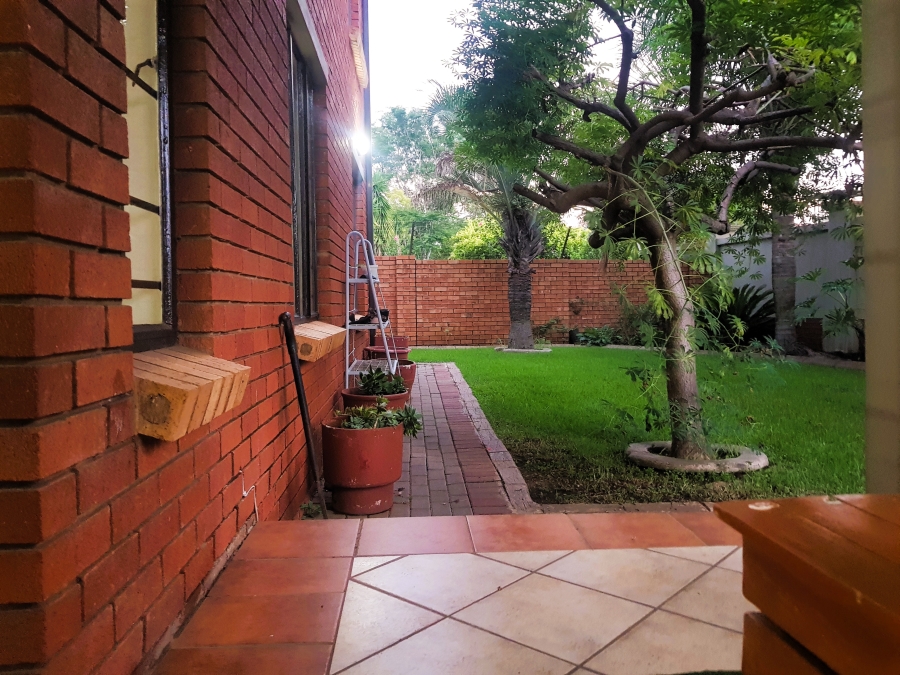 3 Bedroom Property for Sale in Eco Park Gauteng