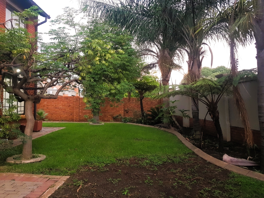 3 Bedroom Property for Sale in Eco Park Gauteng