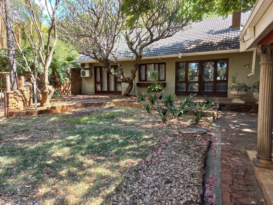 4 Bedroom Property for Sale in Brooklyn Gauteng