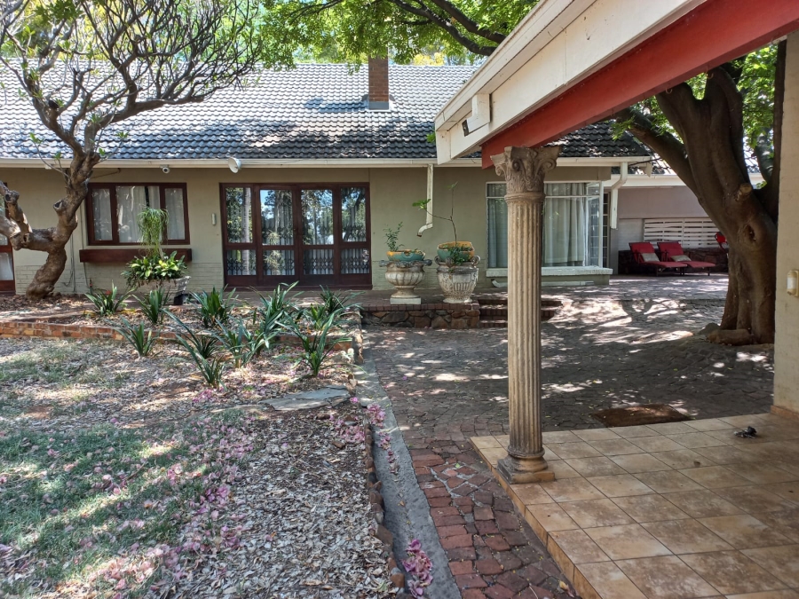 4 Bedroom Property for Sale in Brooklyn Gauteng