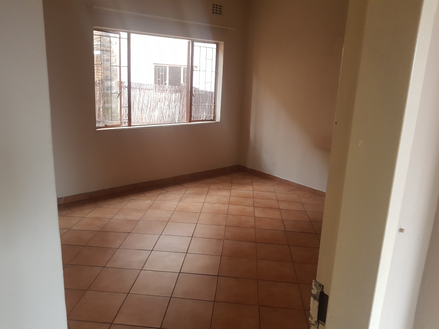 To Let 2 Bedroom Property for Rent in Ravensklip Gauteng