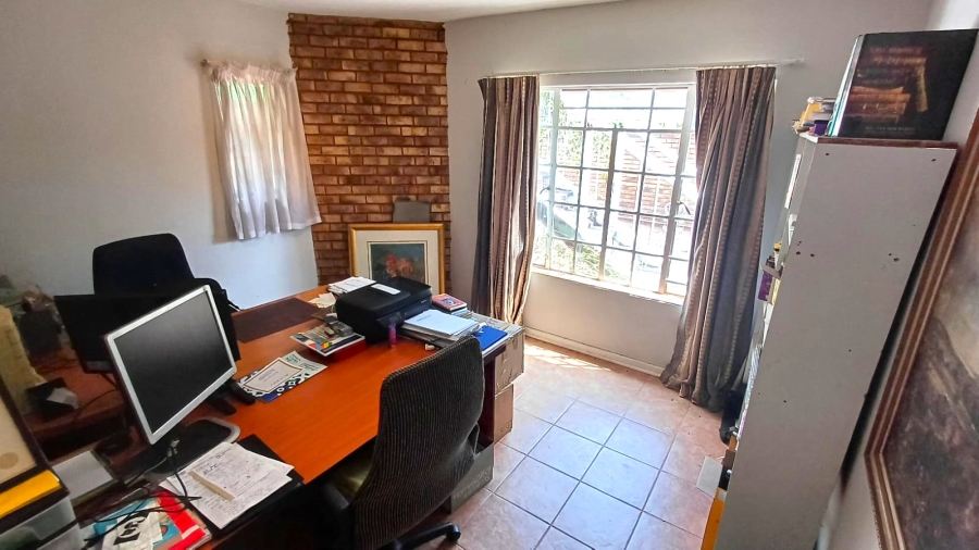 4 Bedroom Property for Sale in Lyttelton Manor Gauteng