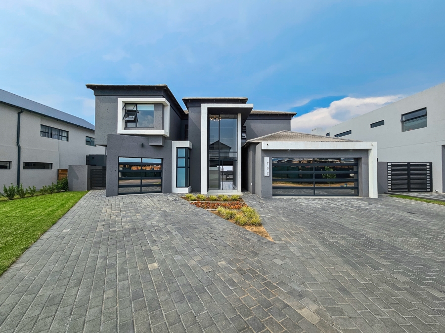 5 Bedroom Property for Sale in Six Fountains Residential Estate Gauteng