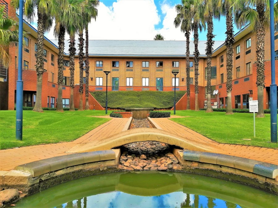 Commercial Property for Sale in Constantia Kloof Gauteng
