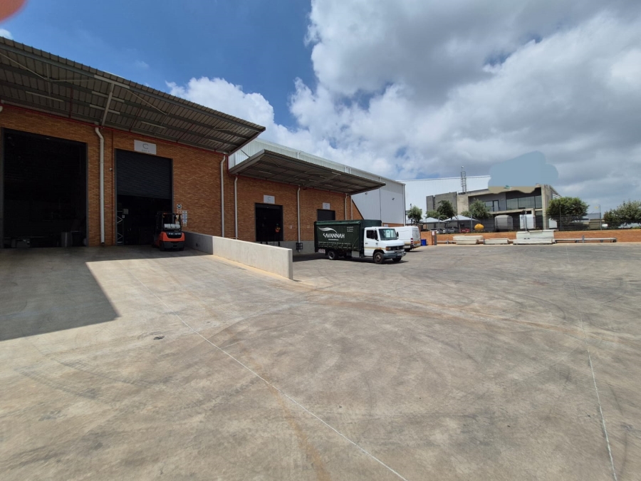 To Let commercial Property for Rent in Randjespark Gauteng