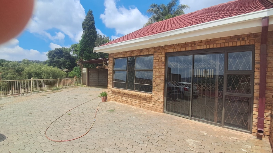 To Let commercial Property for Rent in Noordheuwel Gauteng