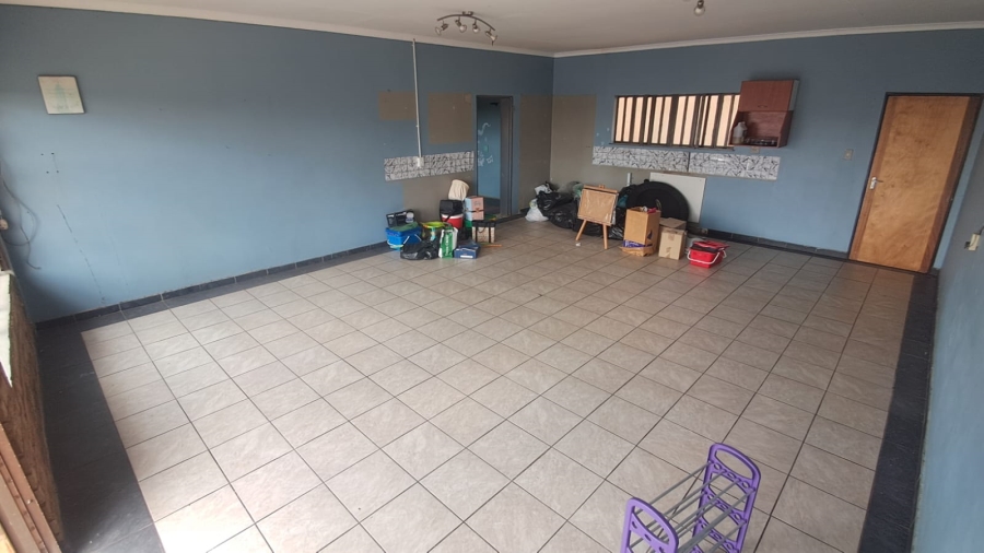 To Let commercial Property for Rent in Noordheuwel Gauteng