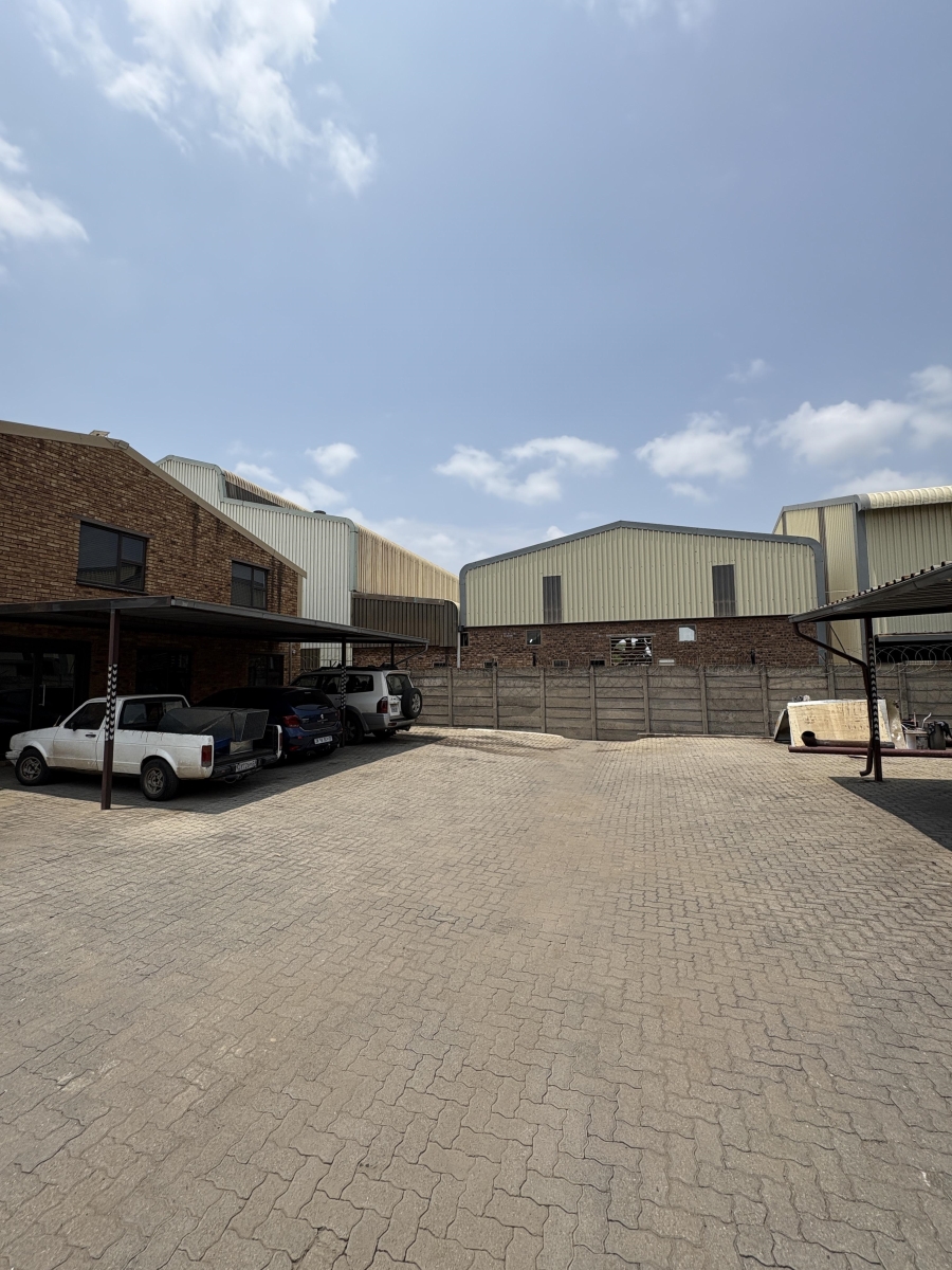 0 Bedroom Property for Sale in Anderbolt Gauteng