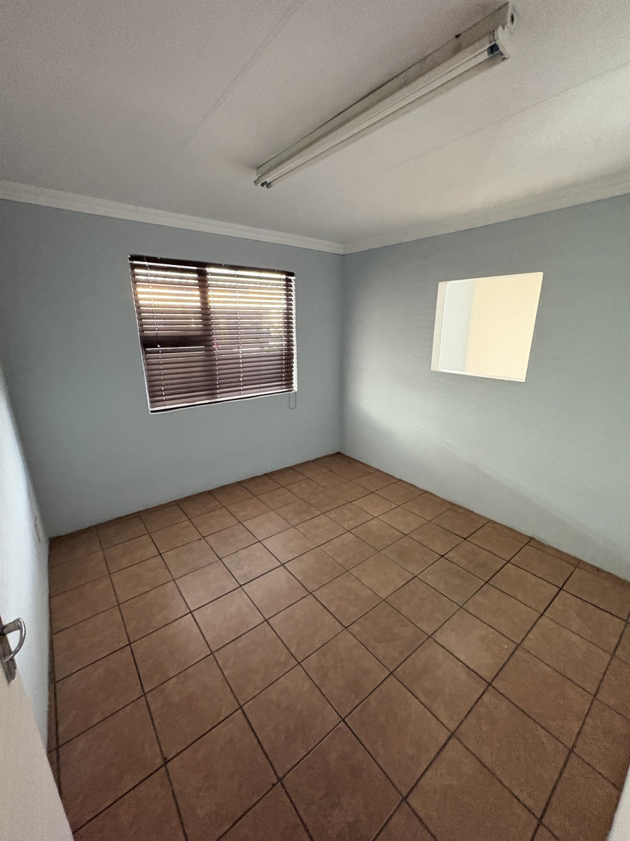 0 Bedroom Property for Sale in Anderbolt Gauteng