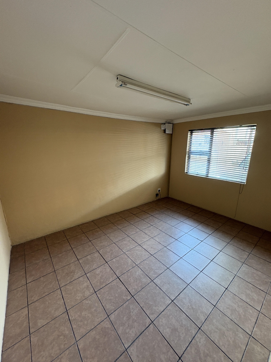 0 Bedroom Property for Sale in Anderbolt Gauteng