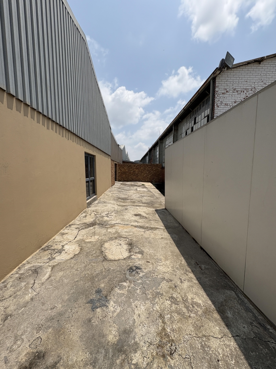 0 Bedroom Property for Sale in Anderbolt Gauteng
