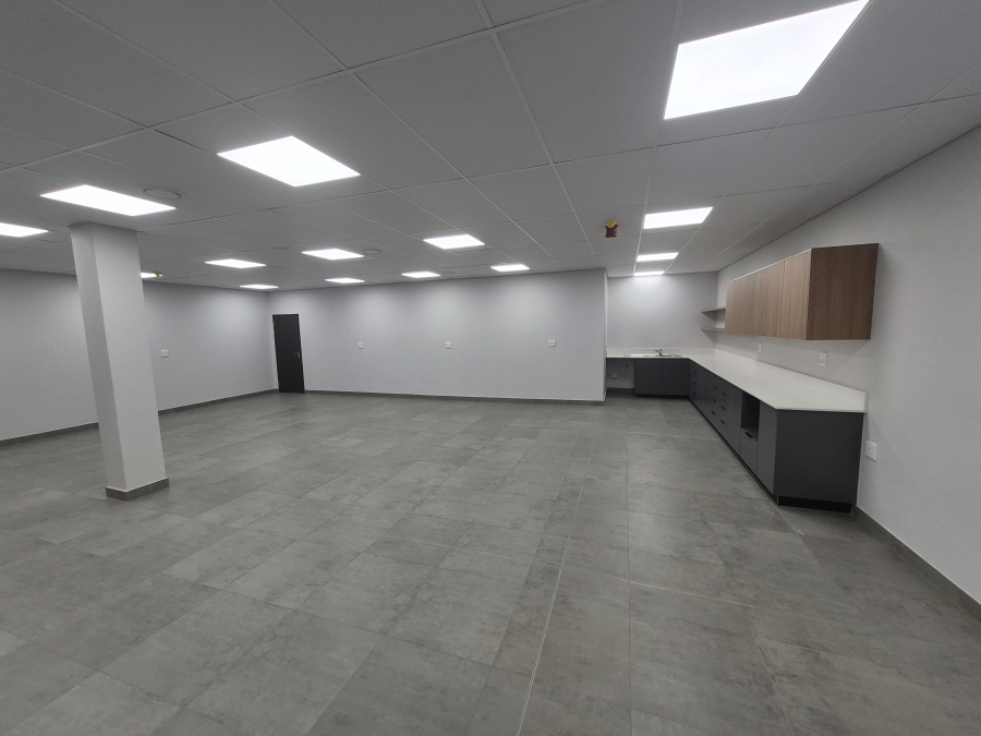 Commercial Property for Sale in Meadowdale Gauteng