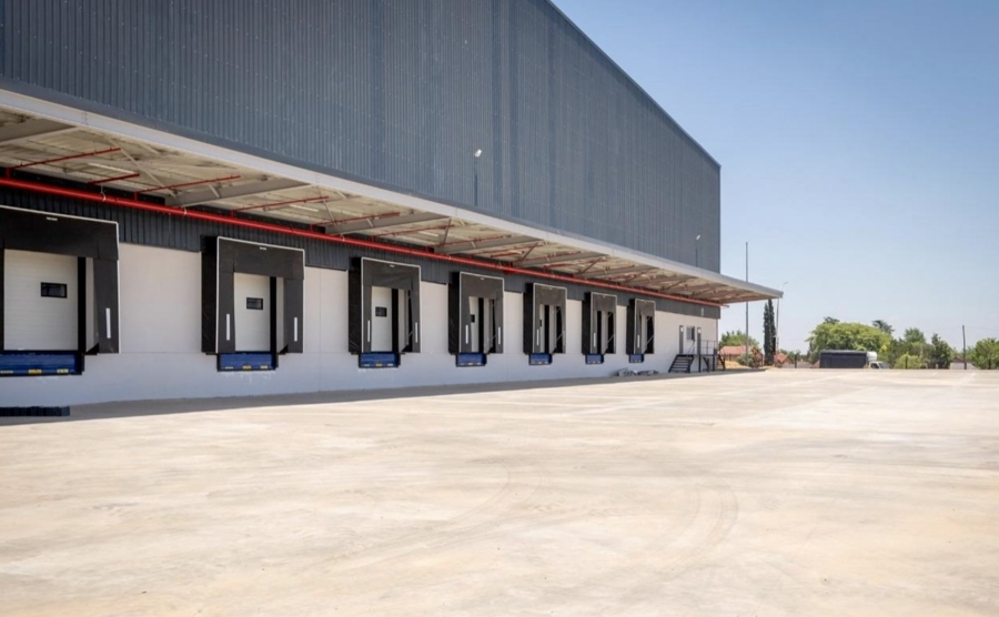 Commercial Property for Sale in Meadowdale Gauteng