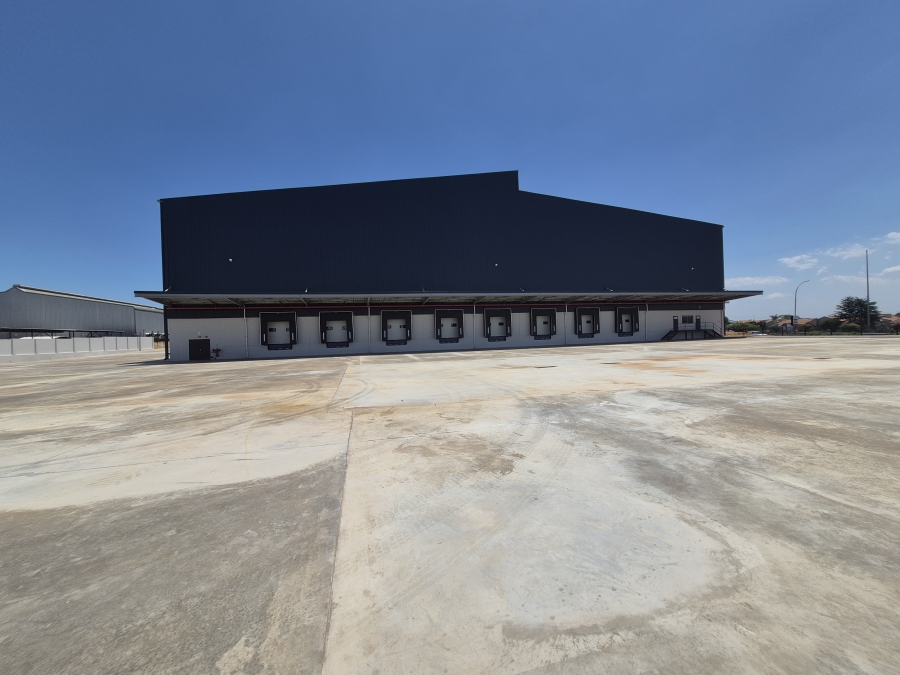 Commercial Property for Sale in Meadowdale Gauteng