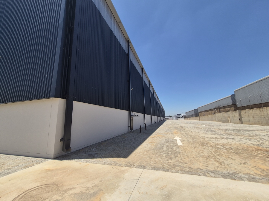 Commercial Property for Sale in Meadowdale Gauteng