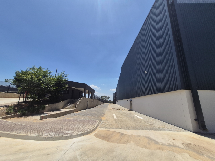 Commercial Property for Sale in Meadowdale Gauteng
