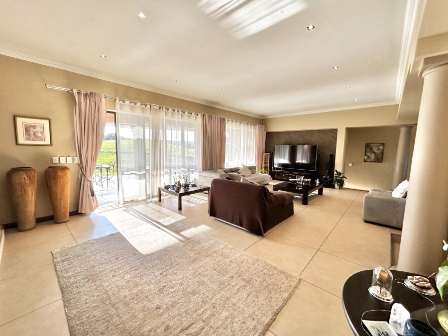 5 Bedroom Property for Sale in Blue Valley Golf Estate Gauteng