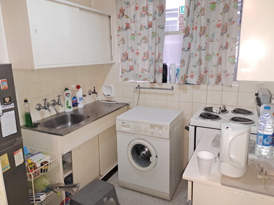 1 Bedroom Property for Sale in Rouxville Gauteng