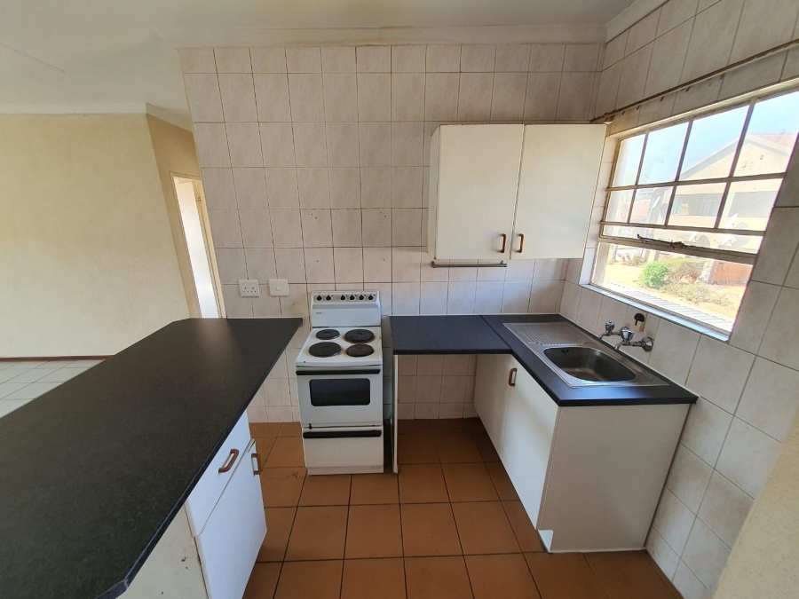 2 Bedroom Property for Sale in Nimrod Park Gauteng