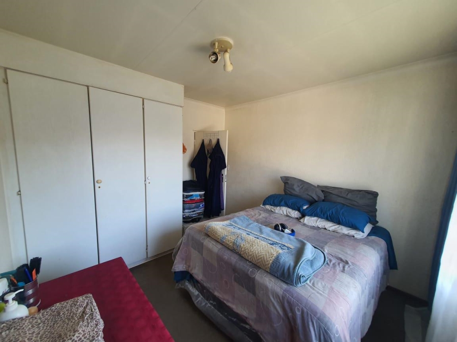 2 Bedroom Property for Sale in Nimrod Park Gauteng
