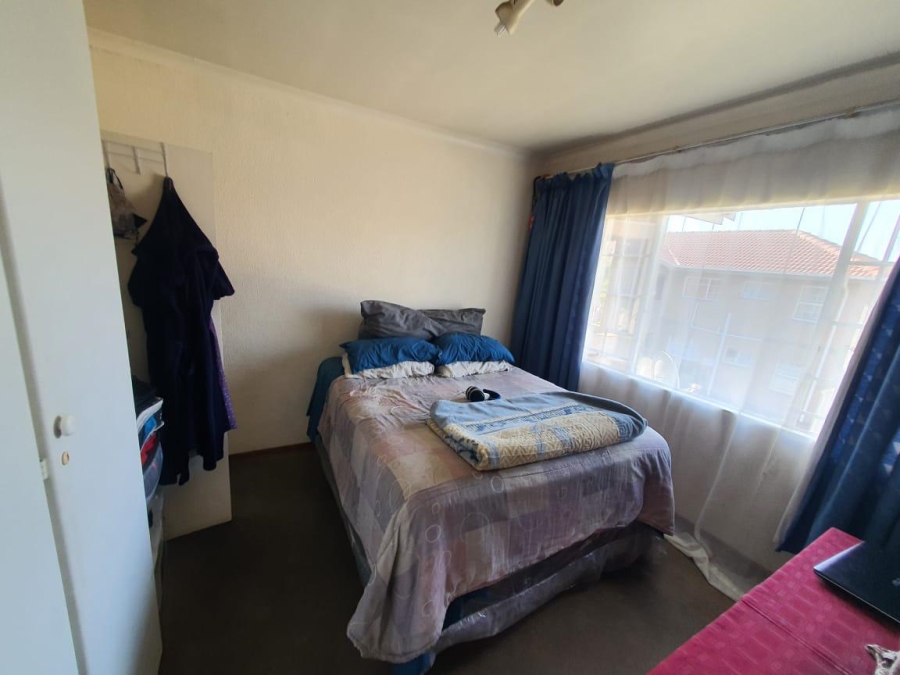 2 Bedroom Property for Sale in Nimrod Park Gauteng