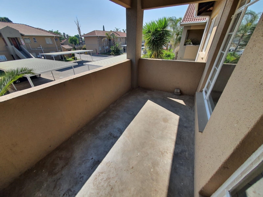 2 Bedroom Property for Sale in Nimrod Park Gauteng