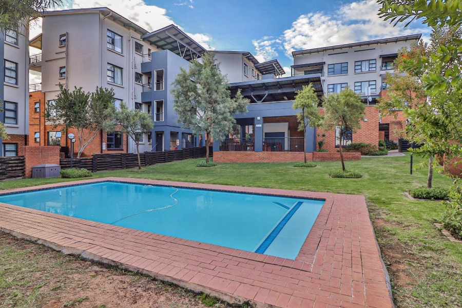 To Let 1 Bedroom Property for Rent in Oakdene Gauteng