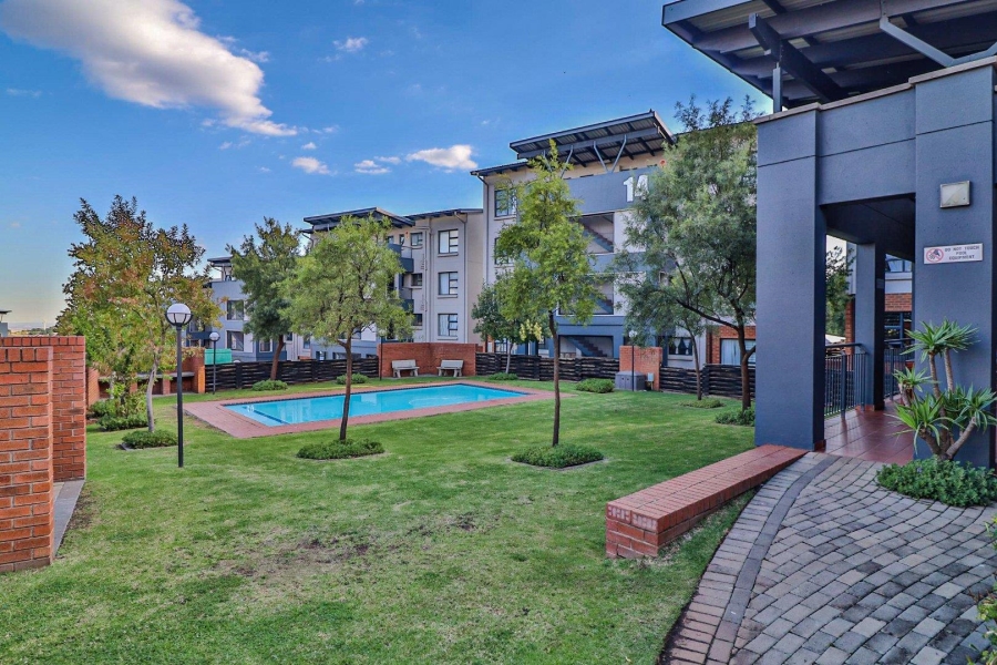 To Let 1 Bedroom Property for Rent in Oakdene Gauteng