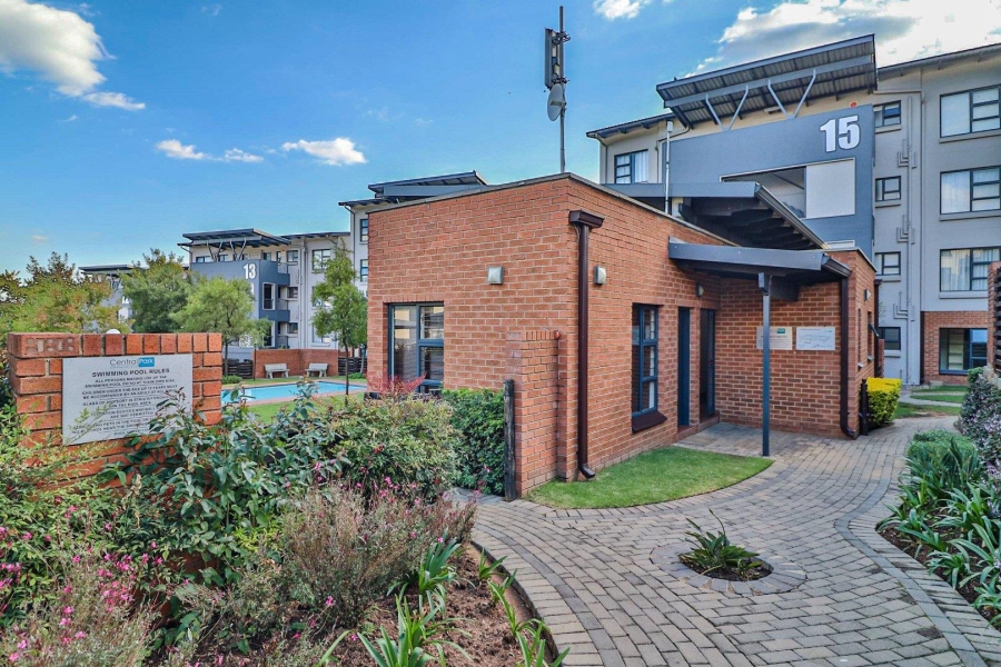 To Let 1 Bedroom Property for Rent in Oakdene Gauteng