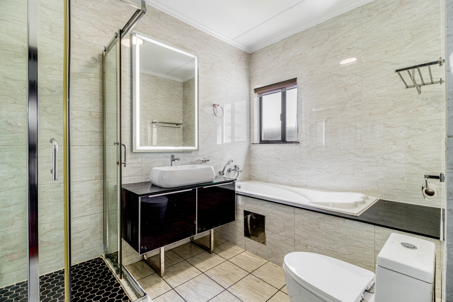 3 Bedroom Property for Sale in Fourways Gauteng