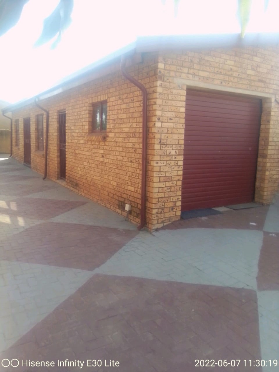 3 Bedroom Property for Sale in Soshanguve X Gauteng