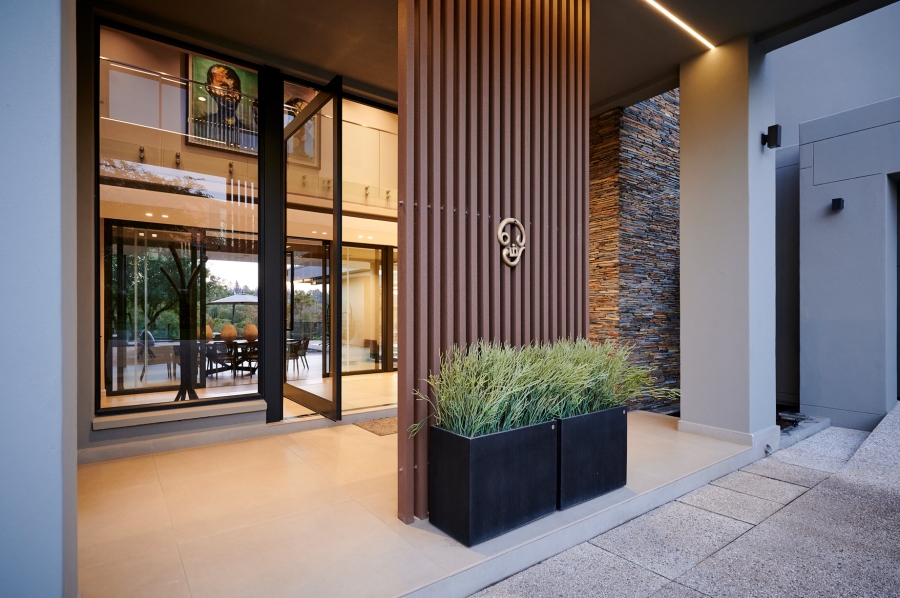 5 Bedroom Property for Sale in Waterfall Country Estate Gauteng