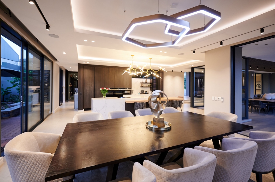 5 Bedroom Property for Sale in Waterfall Country Estate Gauteng