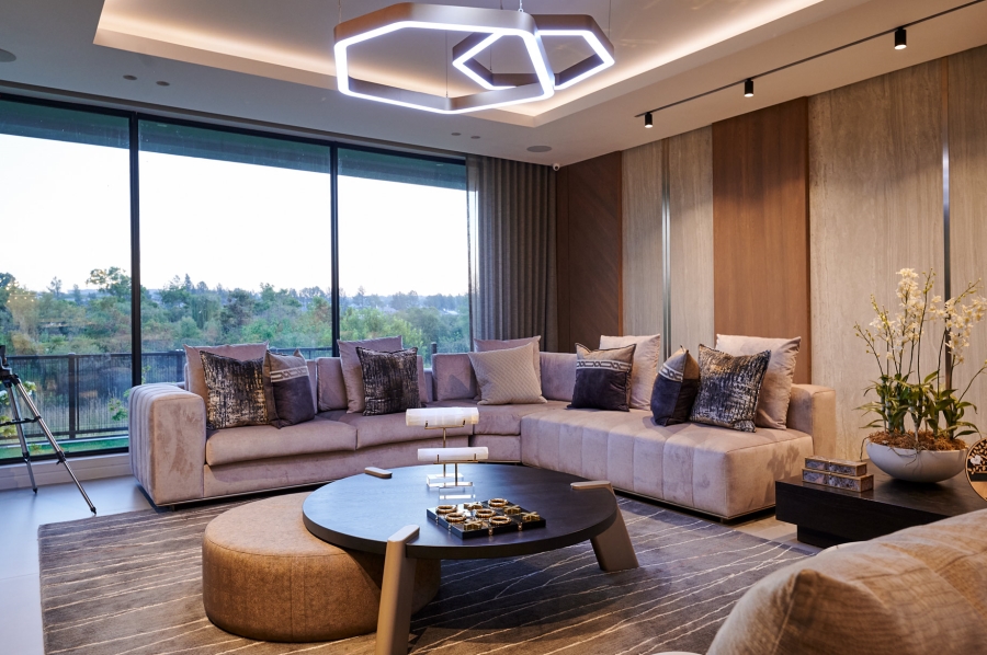 5 Bedroom Property for Sale in Waterfall Country Estate Gauteng